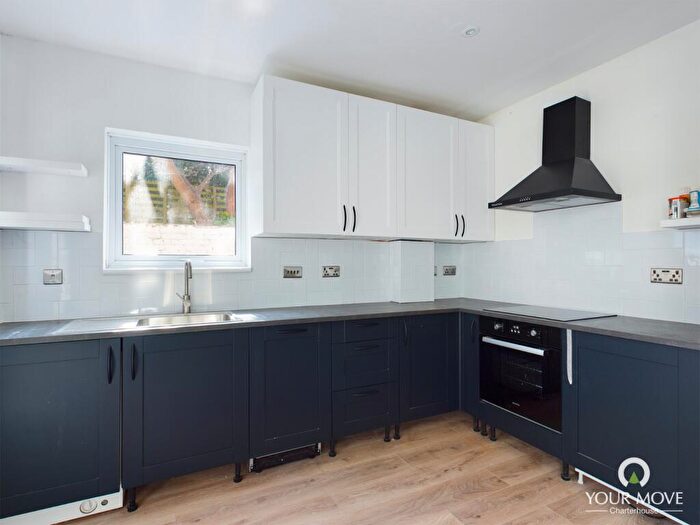 2 Bedroom Flat To Rent In Crescent Road, Margate, Kent, CT9