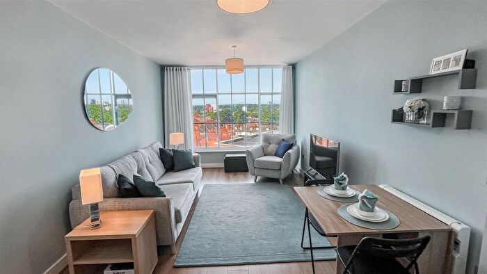 1 Bedroom Flat For Sale In The Edge, Birmingham, B12