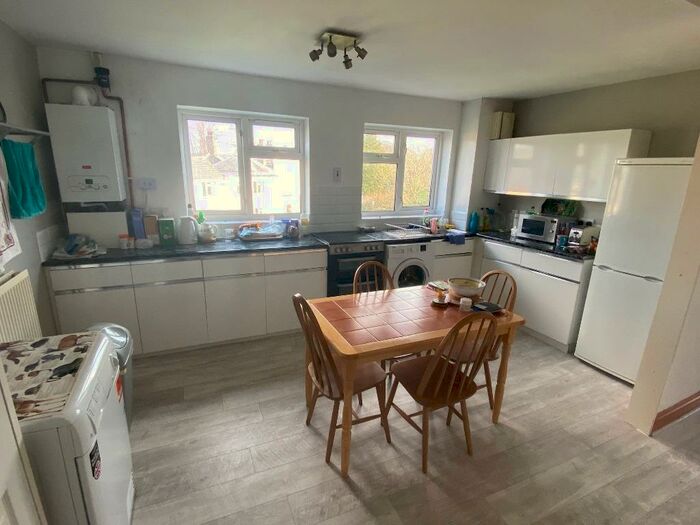 2 Bedroom Flat To Rent In Angus Walk, Macclesfield, SK10