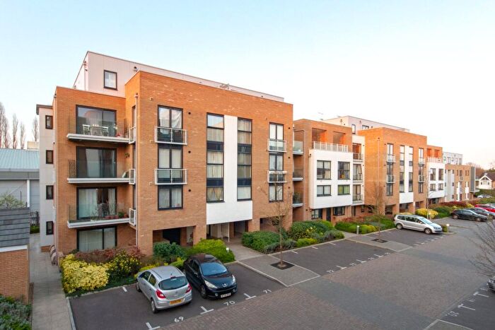 2 Bedroom Apartment To Rent In Pym Court, Cromwell Road, Cambridge, Cambridgeshire, CB1