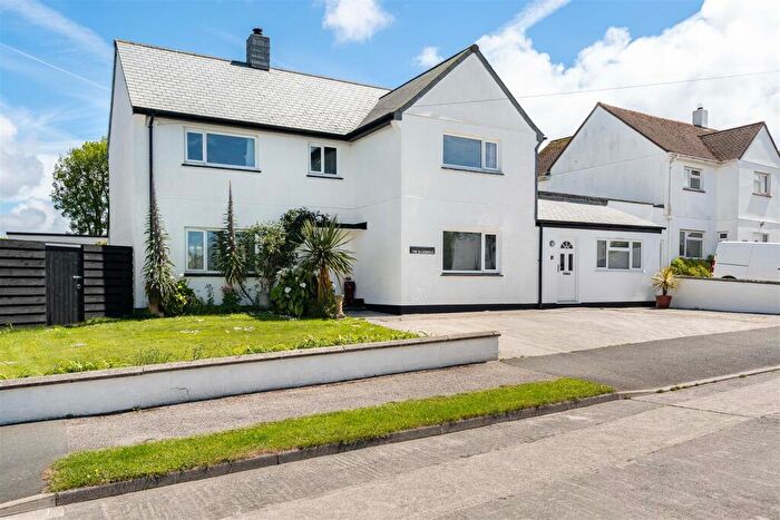 5 Bedroom Detached House For Sale In Grenville Road, Padstow, PL28