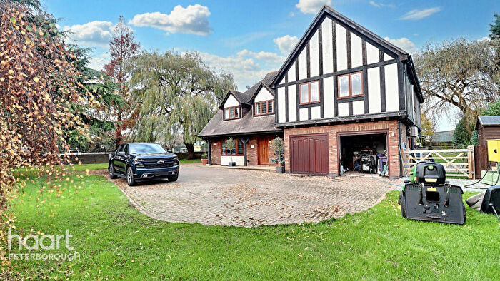 5 Bedroom Detached House For Sale In Station Road, Whittlesey, PE7