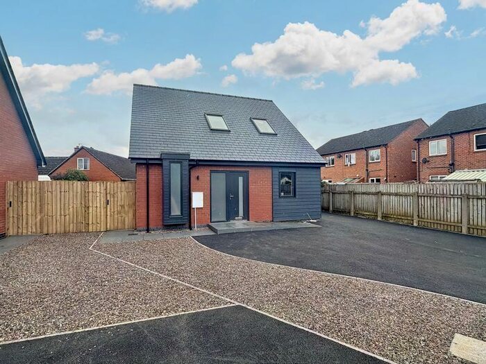 3 Bedroom Detached House For Sale In Platinum Mews, Kington, HR5