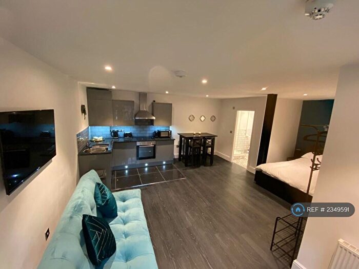 Studio To Rent In Cutlery Works, Sheffield, S3