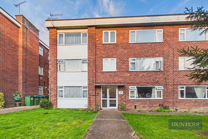 1 Bedroom Property To Rent In Woodside Road, Southampton, SO17