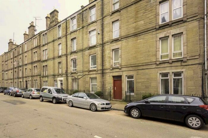 2 Bedroom Flat To Rent In Park Avenue, Dundee, DD4