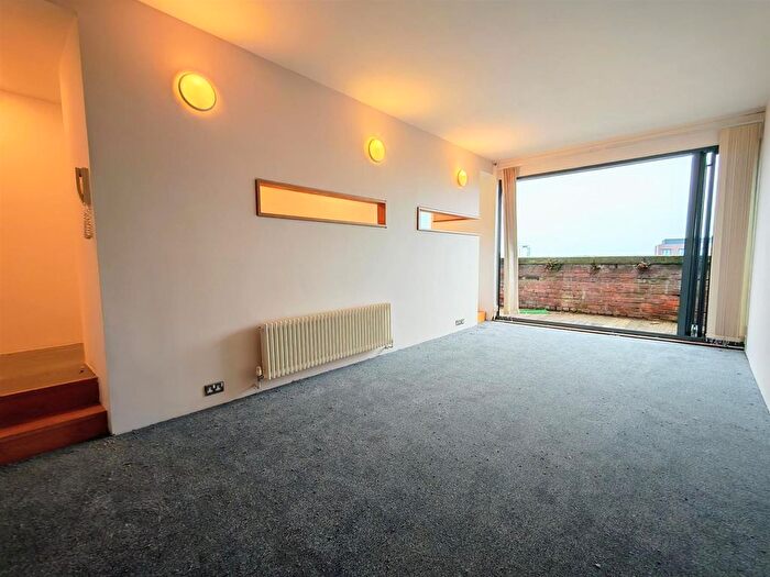 1 Bedroom Flat To Rent In Wood Street, Liverpool, L1