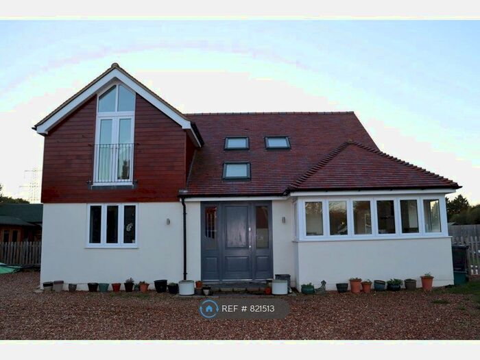 4 Bedroom Detached House To Rent In Potterne Way, Verwood/Wimborne, BH21
