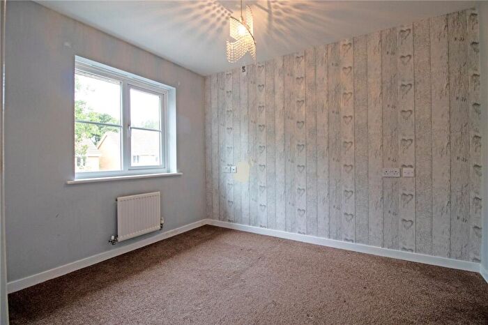 3 Bedroom Terraced House For Sale In Sunningdale Way, Gainsborough, Lincolnshire, DN21