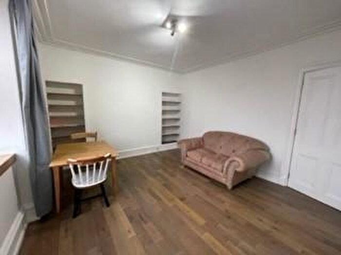 1 Bedroom Flat To Rent In Walker Road, Torry, Aberdeen, AB11