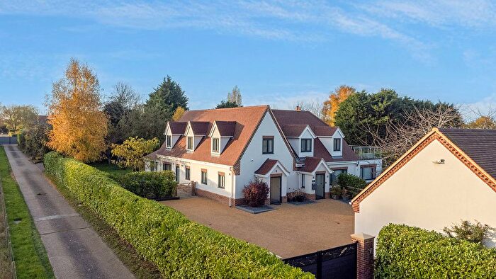 5 Bedroom Detached House For Sale In Northfield Road Wyboston, Bedford, MK44