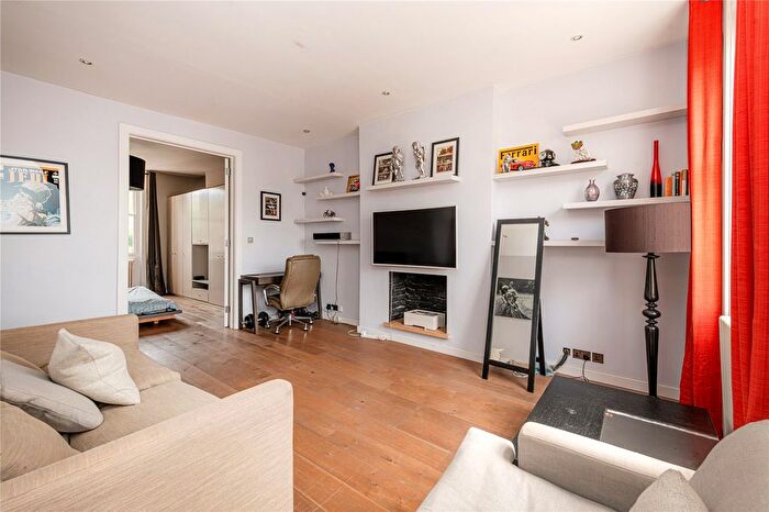 1 Bedroom Flat For Sale In Randolph Avenue, Maida Vale, London, W9