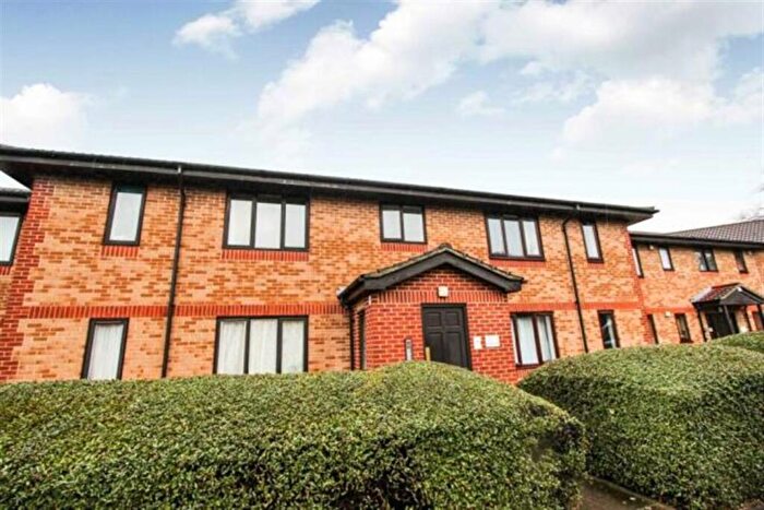1 Bedroom Flat To Rent In Kern Close, Maybush, SO16