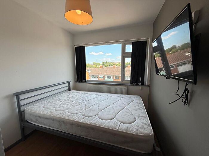 1 Bedroom House To Rent In *House Share* Honeywood Drive, Nottingham, NG3