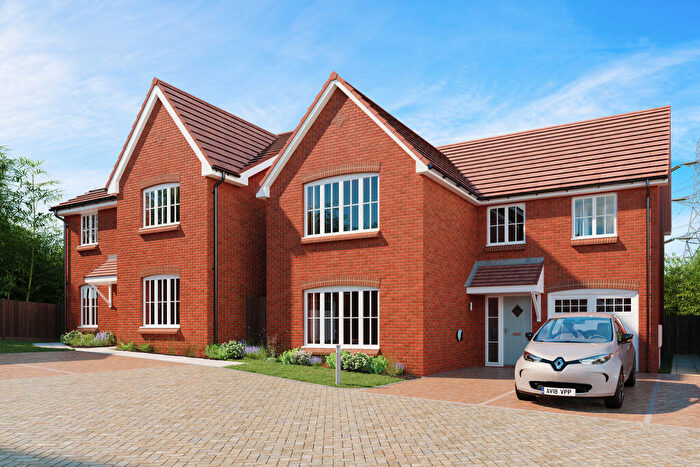 4 Bedroom Detached House For Sale In Northaw Road East, Cuffley, Hertfordshire, EN6