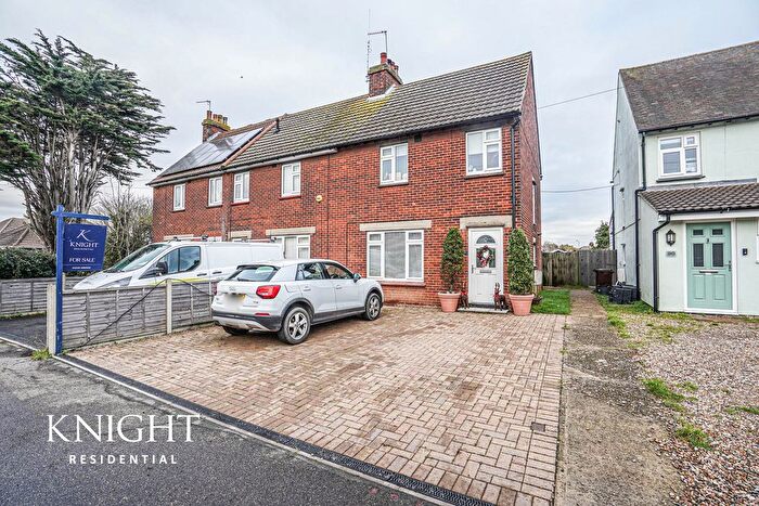 3 Bedroom Terraced House For Sale In Fingringhoe Road, Colchester, CO2