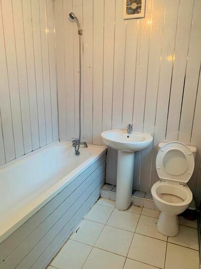 3 Bedroom Terraced House To Rent In Lime Street, Wolverhampton, WV3