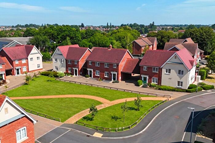 3 Bedroom Semi-Detached House For Sale In Jermyn Way, Tharston, Norwich, NR15