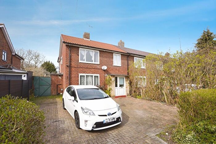 3 Bedroom Semi Detached House For Sale In Knella Road, Welwyn Garden City, AL7