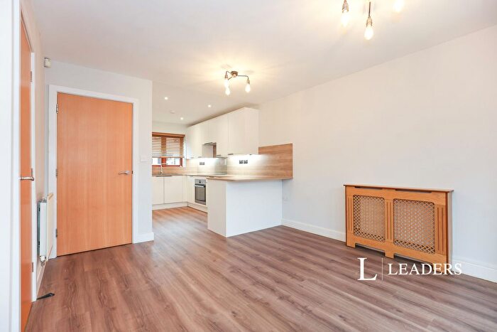 2 Bedroom Terraced House To Rent In Near Side, Northampton, Northamptonshire, NN5