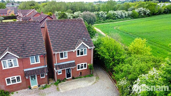 4 Bedroom Detached House For Sale In The Orchard, Crabtree Lane, Bromsgrove, Worcestershire, B61
