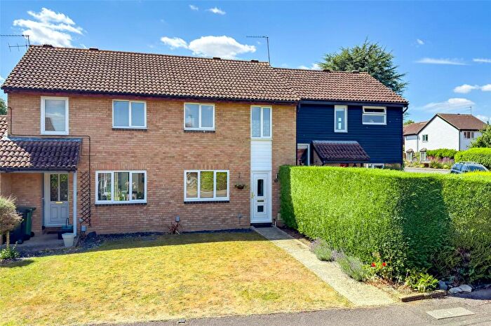 3 Bedroom Terraced House For Sale In Beverley Gardens, Jersey Farm, St. Albans, Herts, AL4