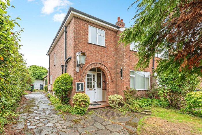 3 Bedroom Semi Detached House For Sale In Hilary Close, Great Boughton, Chester, Cheshire, CH3