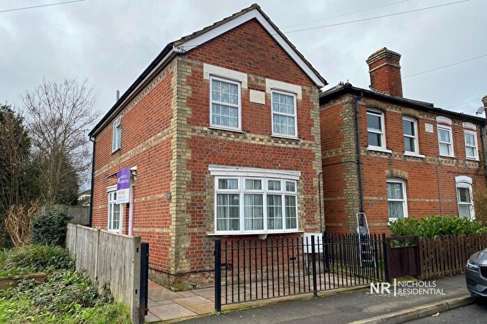 3 Bedroom Detached House For Sale In Clayton Road, Chessington, Surrey., KT9