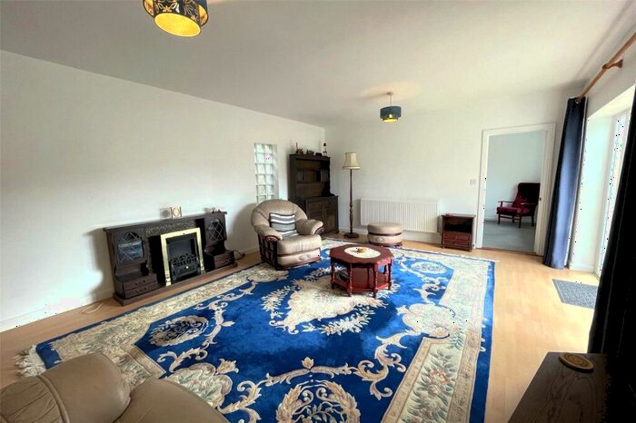 2 Bedroom Bungalow For Sale In Woodlands Road, Camberley, Surrey, GU15