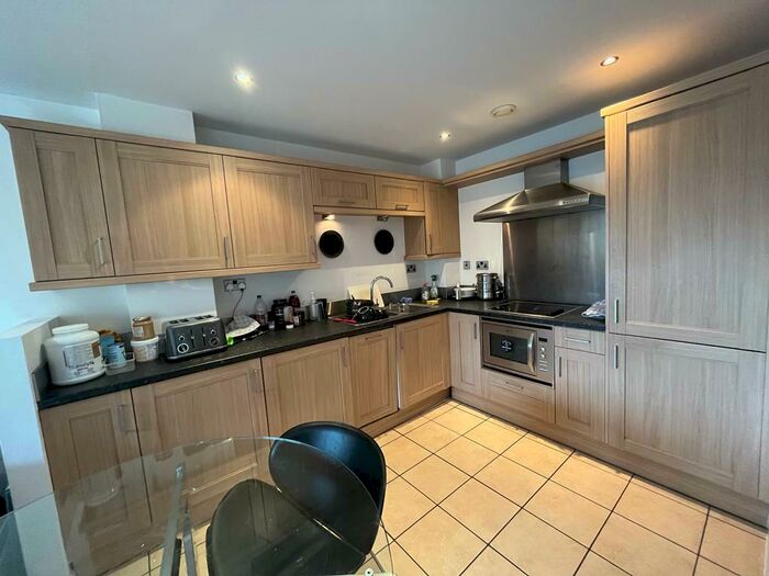 1 Bedroom Apartment To Rent In Taylorson Street South, Salford, M5