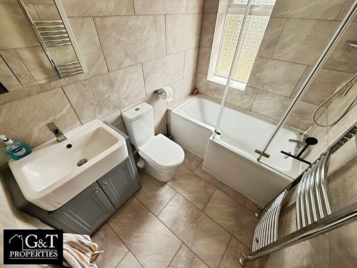 2 Bedroom Semi-detached House For Sale In Birch Crescent, Tividale, Oldbury, B69
