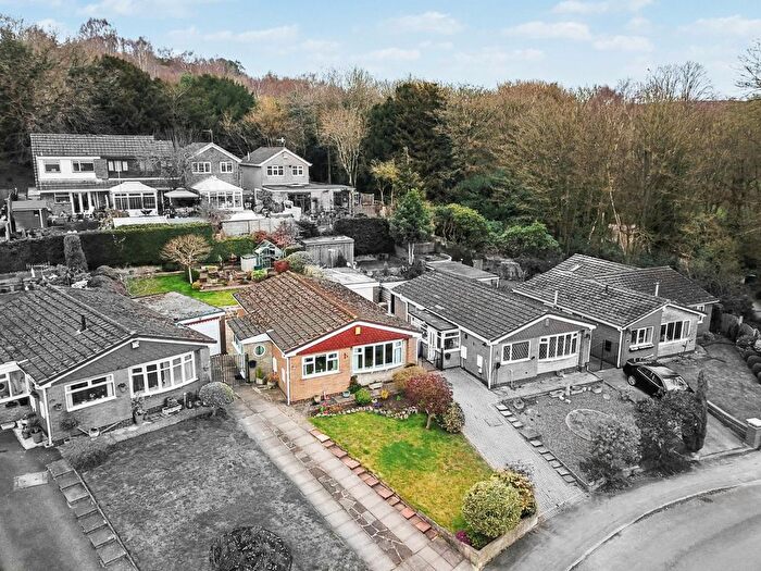 3 Bedroom Bungalow For Sale In Lowell Drive, Parkhall, Stoke-On-Trent, ST3