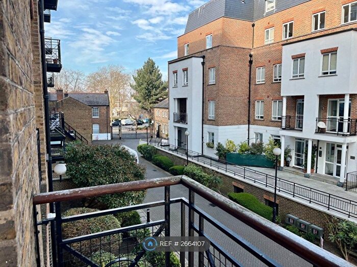 2 Bedroom Flat To Rent In Devonhurst Place, London, W4