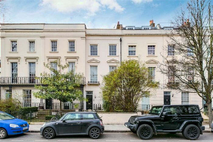 2 Bedroom Flat To Rent In Chepstow Road, London, W2