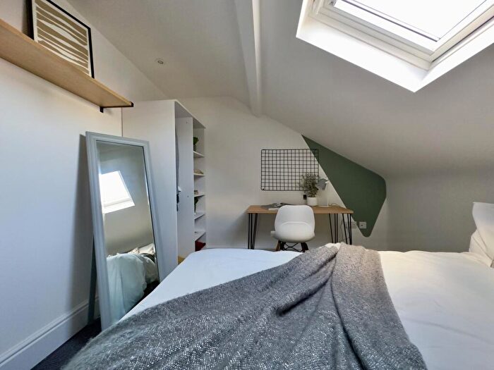6 Bedroom House To Rent In Monks Road, LN2
