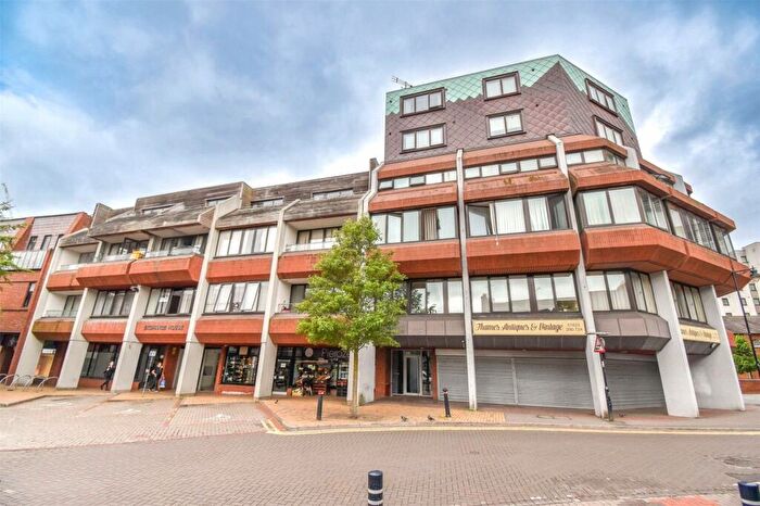2 Bedroom Apartment To Rent In Exchange House, - Market Street, Maidenhead, Berkshire, SL6