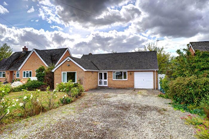 2 Bedroom Semi-Detached Bungalow To Rent In Pound Lane, Mickleton, GL55