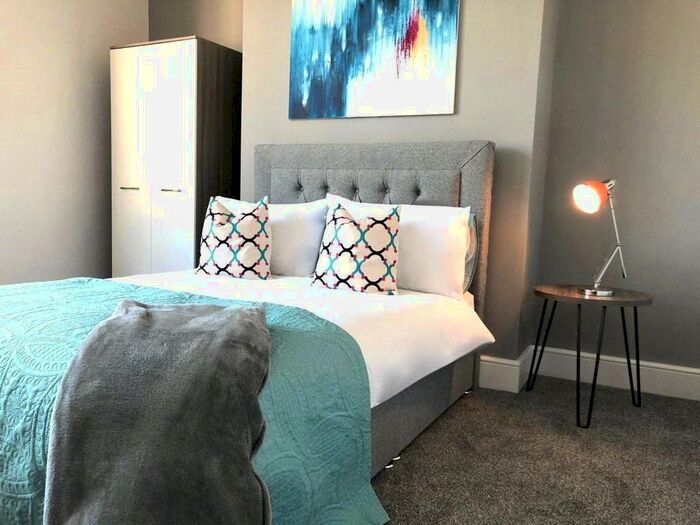 Studio To Rent In Poulton Road, Wallasey, Merseyside, CH44