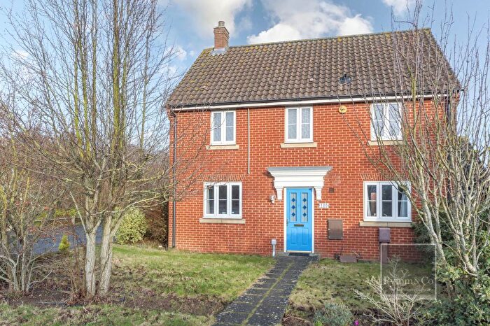 3 Bedroom Detached House For Sale In Lord Nelson Drive, Costessey, NR5