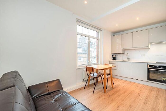 1 Bedroom Flat To Rent In Harrowby Street, Marylebone, W1H