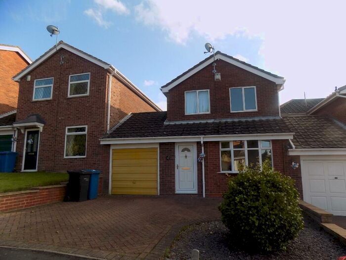 3 Bedroom Link Detached House To Rent In Gofton, Tamworth, B77