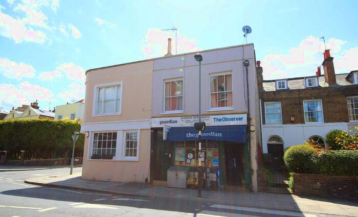 1 Bedroom Flat To Rent In Sheen Road, Richmond, TW9