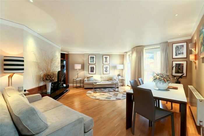 2 Bedroom Flat To Rent In Artillery Mansions, Victoria Street, Westminster, London, SW1H
