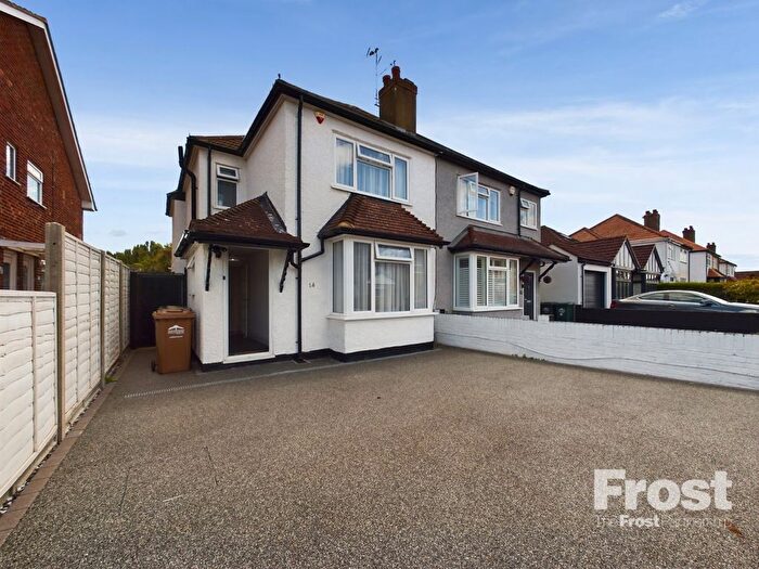 3 Bedroom Semi-Detached House To Rent In Thetford Road, Ashford, Surrey, TW15