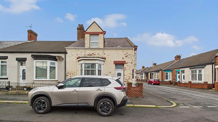 3 Bedroom Cottage For Sale In Cardwell Street, Roker, Sunderland, SR6