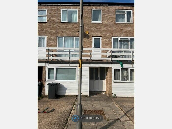 4 Bedroom Terraced House To Rent In Wilton Close, Bishop's Stortford, CM23