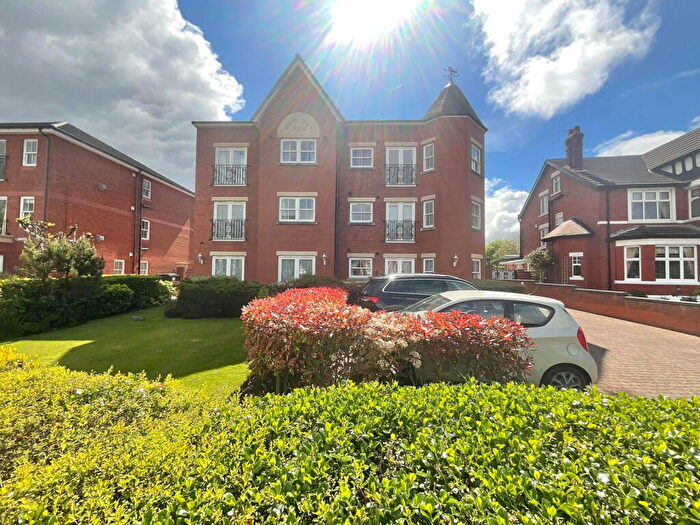 2 Bedroom Flat For Sale In Smyth Croft, Cambridge Road, Churchtown, Southport, PR9