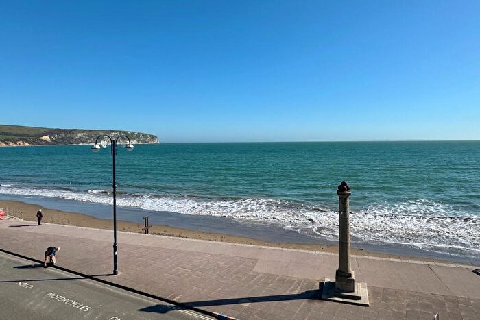 1 Bedroom Flat To Rent In Mermond Place, Swanage, BH19