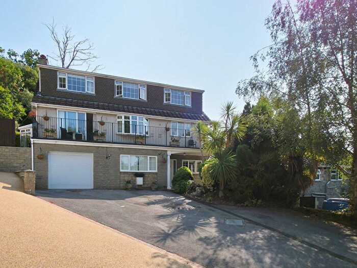 4 Bedroom Detached House For Sale In Ringwood Grove, BS23