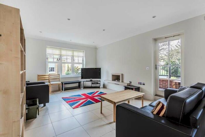 2 Bedroom Apartment To Rent In St Margaret`s, Middlesex, TW1